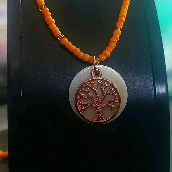 Tree of life beaded necklace - Picture 6 of 8